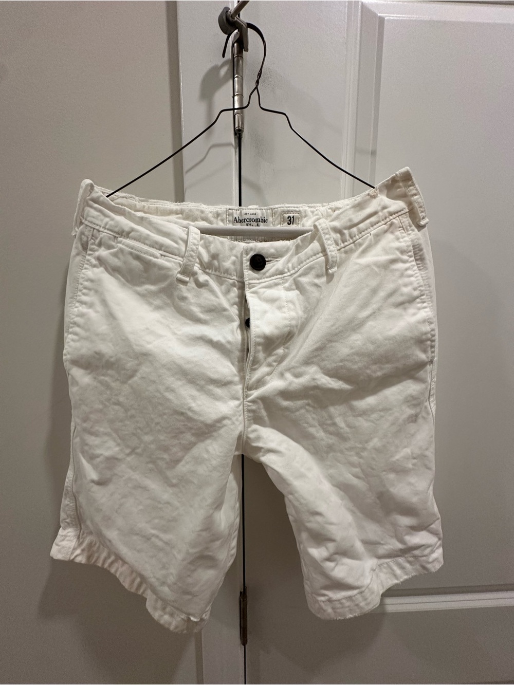 Abercrombie & Fitch Men's White Cotton Flat Front Shorts